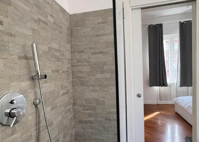 Large Design Near The Vatican דירה רומא