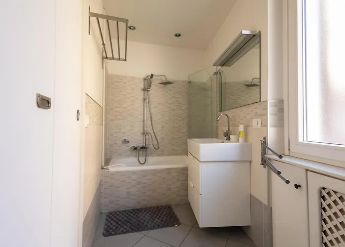 Large Design Near The Vatican רומא